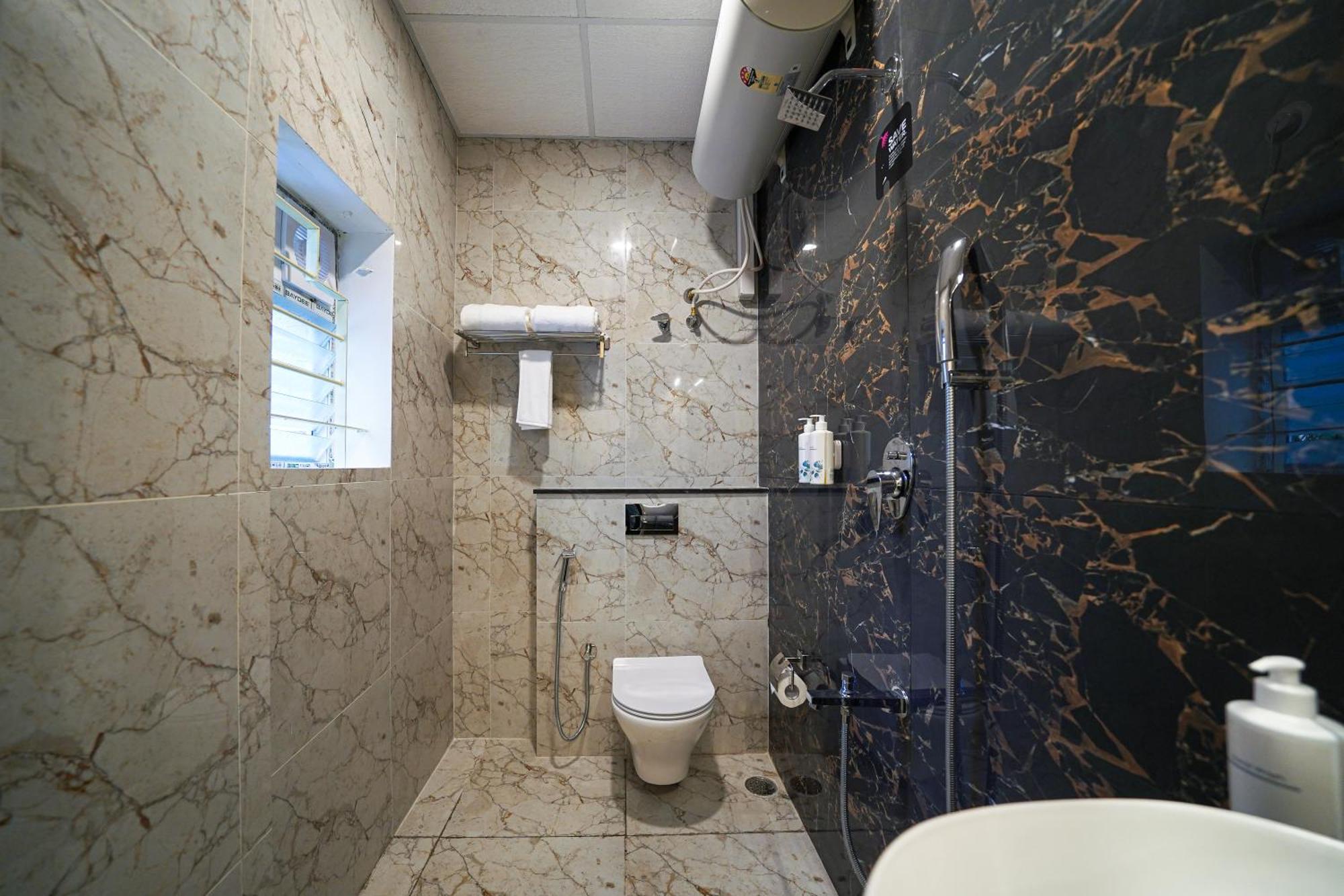 Hotel Olive Zip Sanjay Nagar By Embassy Group Bangalore Esterno foto